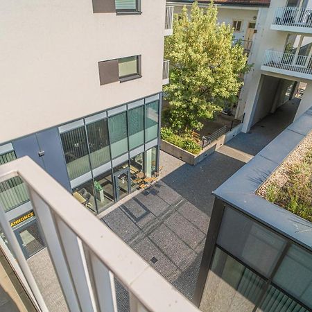 Apartment Karel With Garage Parking Πράγα Εξωτερικό φωτογραφία
