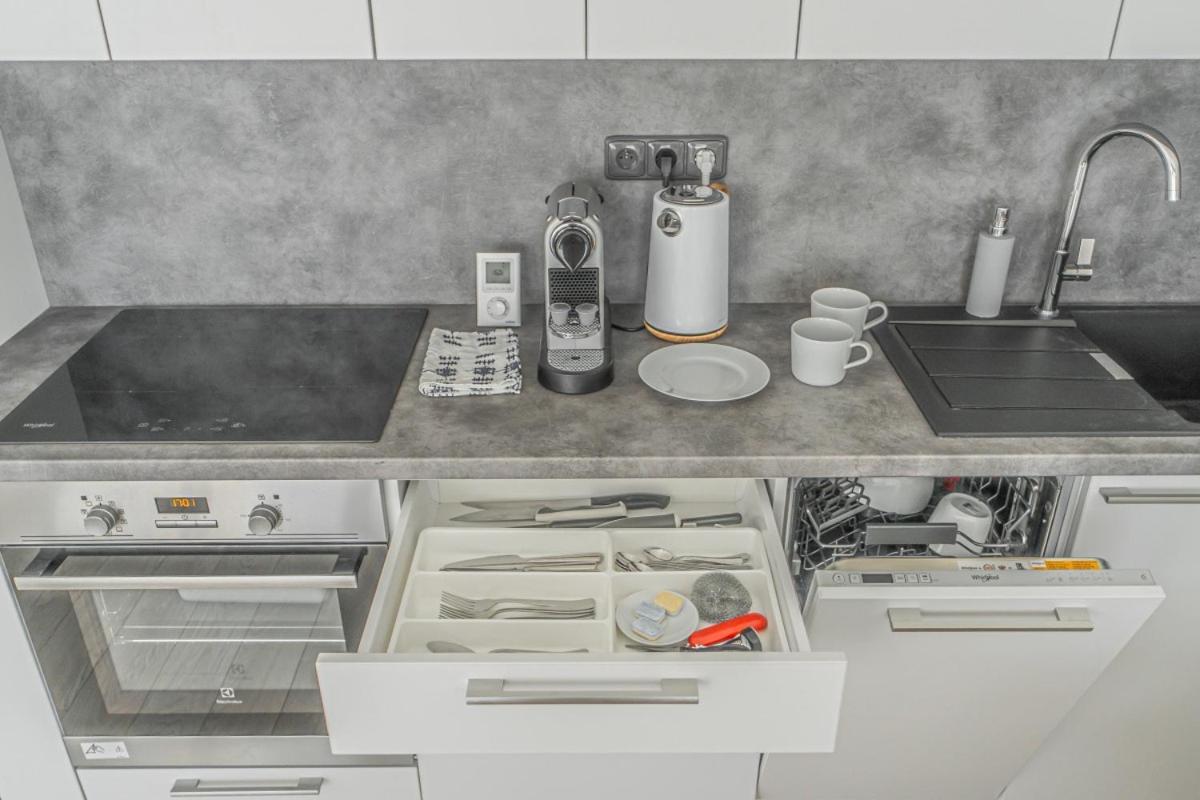 Apartment Karel With Garage Parking Πράγα Εξωτερικό φωτογραφία