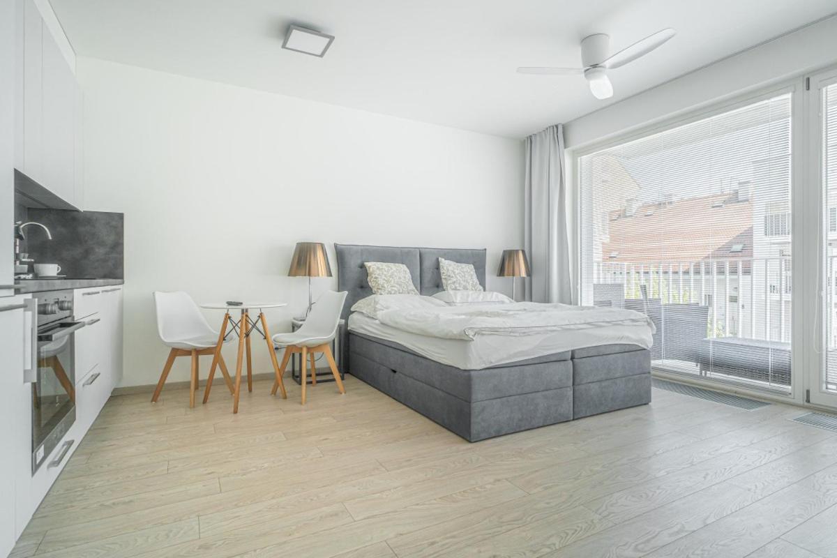 Apartment Karel With Garage Parking Πράγα Εξωτερικό φωτογραφία