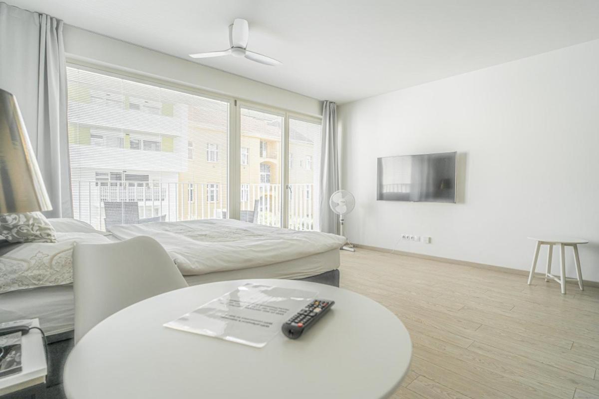Apartment Karel With Garage Parking Πράγα Εξωτερικό φωτογραφία